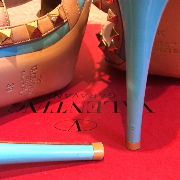 Valentino Rockstud Studded T-strap Cage Sandal Pumps Size 39 - Picture 12 of 14